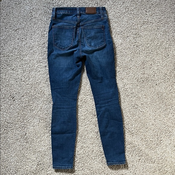 Madewell 10 Inch High Rise Curvy Skinny Jeans - Picture 6 of 7